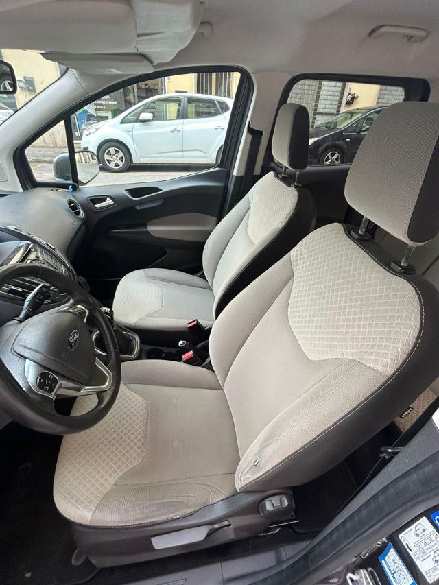 FORD Tourneo Courier 1.5 TDCI 95 CV Titanium