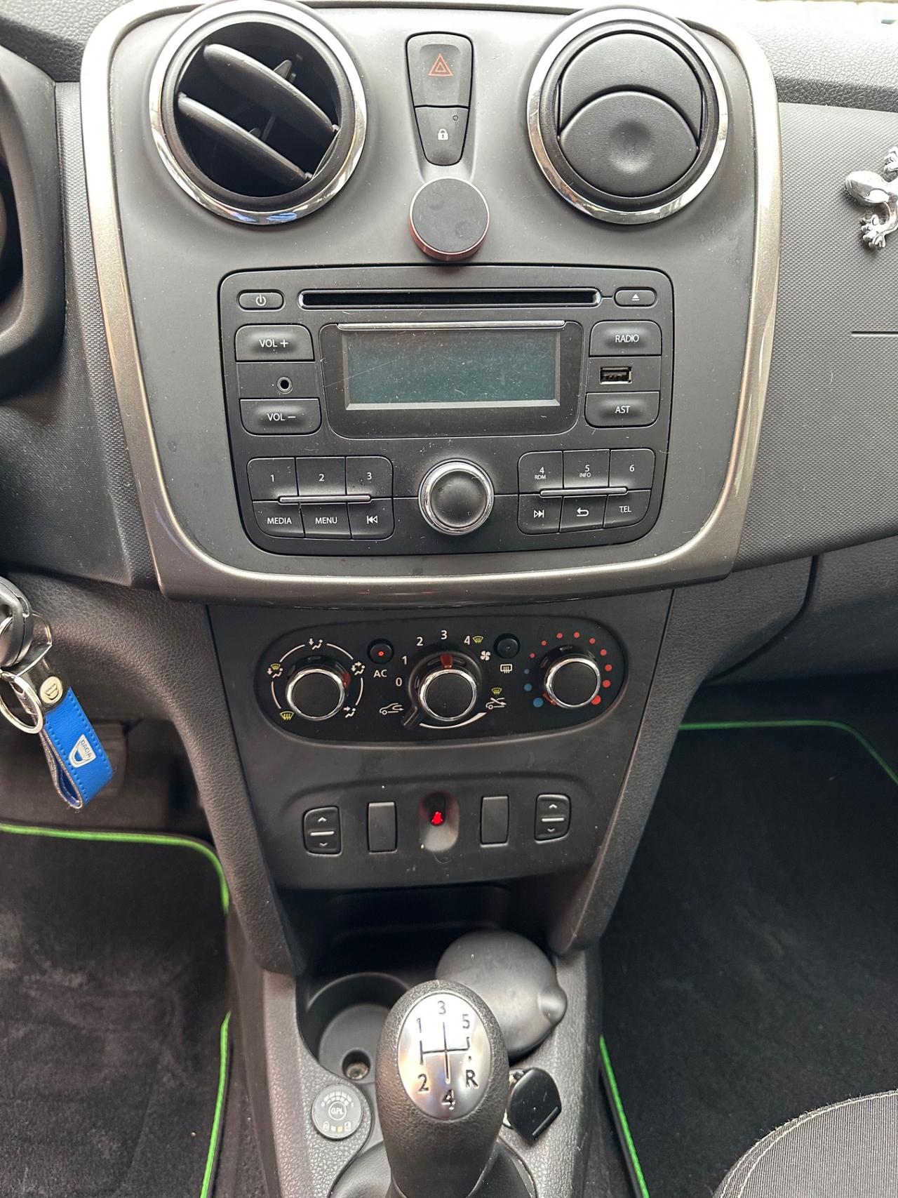 Dacia Logan MCV 1.2 75CV GPL Lauréate