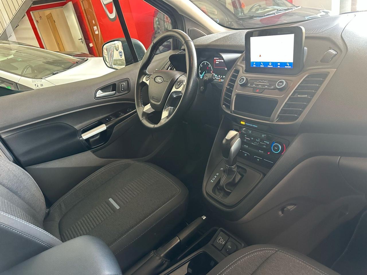 Ford Tourneo Connect Active 1.5 Tdci 120 CV Aut.