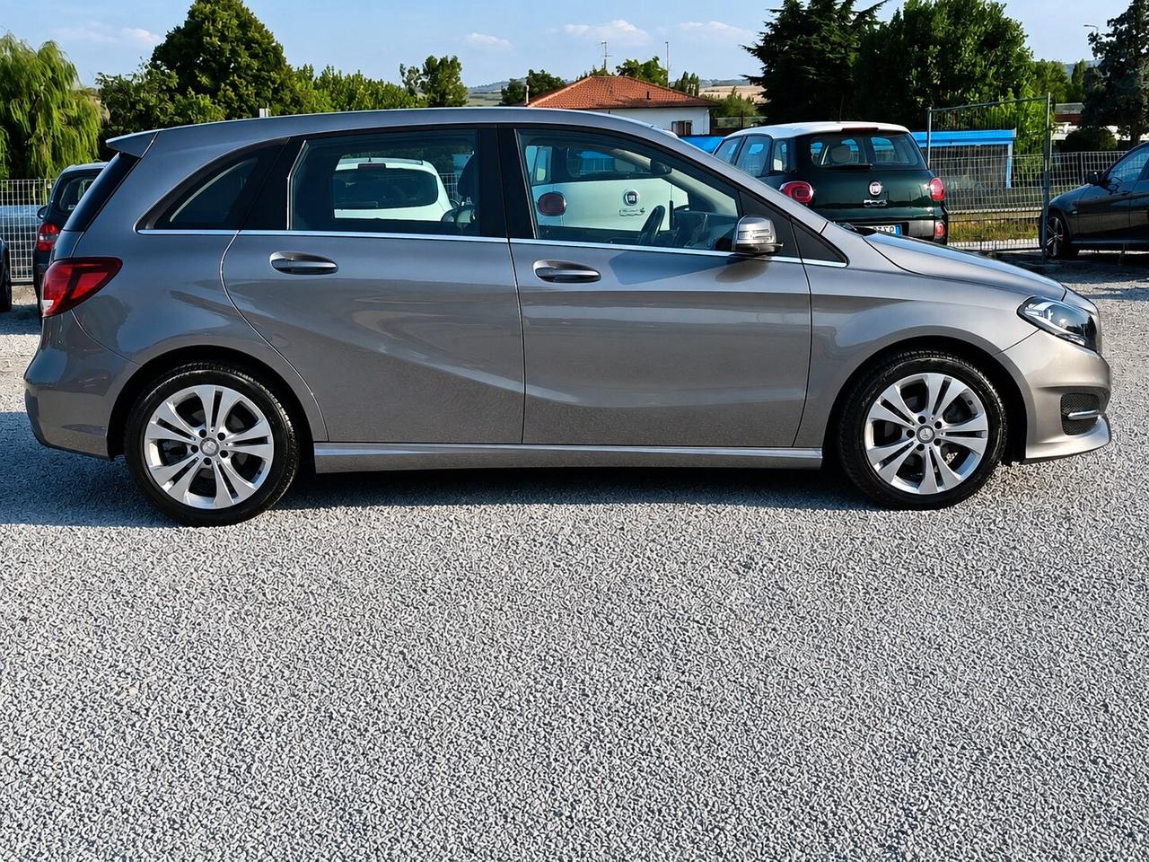 Mercedes-benz B 2016 180 d Automatic Premium NEOPATENTATI NAVI