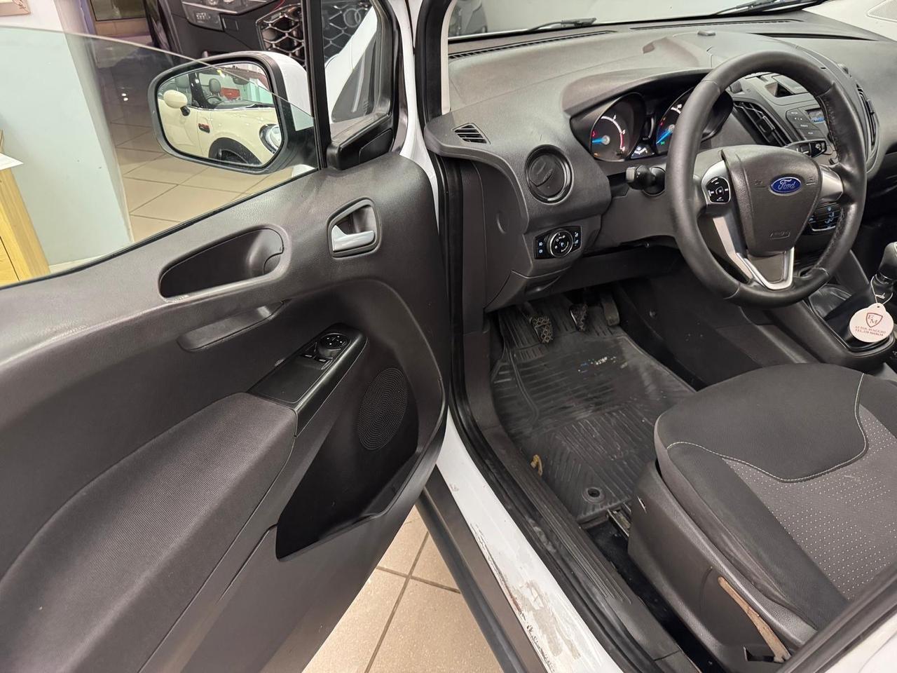 Ford Transit Courier 1.5 TDCi 75CV Van Entry