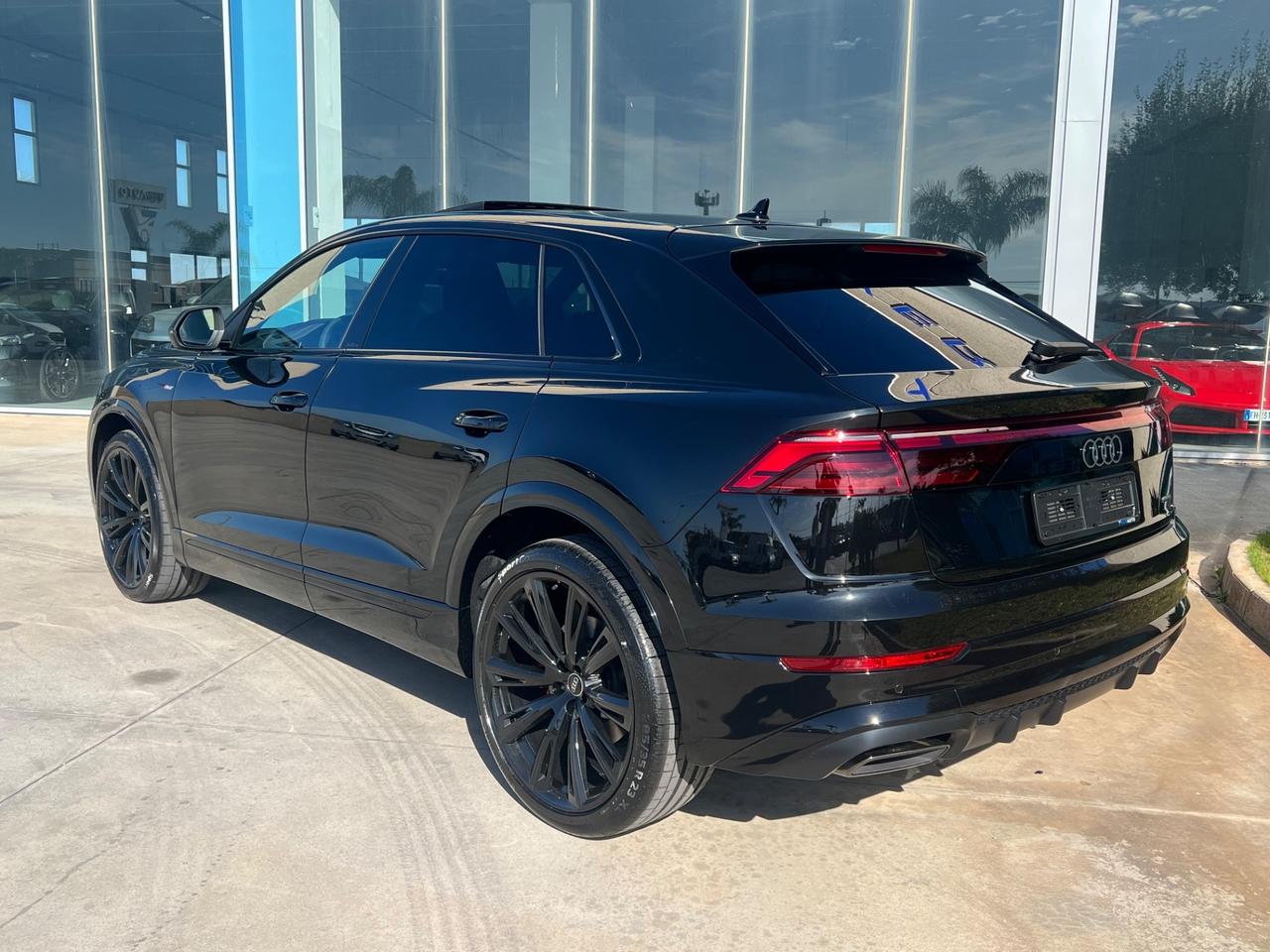 Audi Q8 SUV TDI quattro 210 kW tiptronic S line edition Possibilità noleggio no scoring