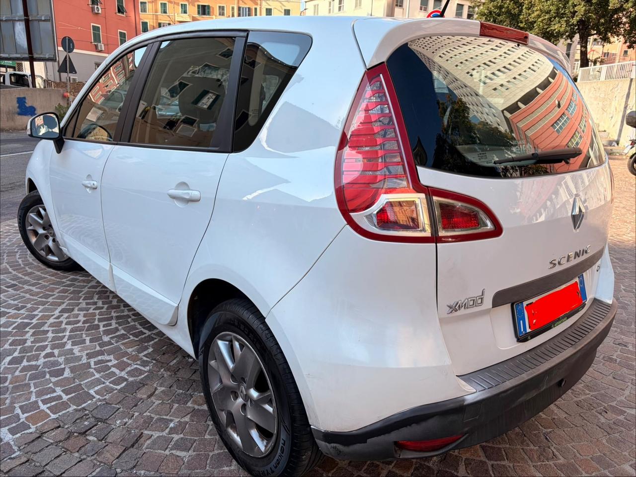 Renault Scenic Scénic X-Mod 1.5 dCi 110CV Luxe