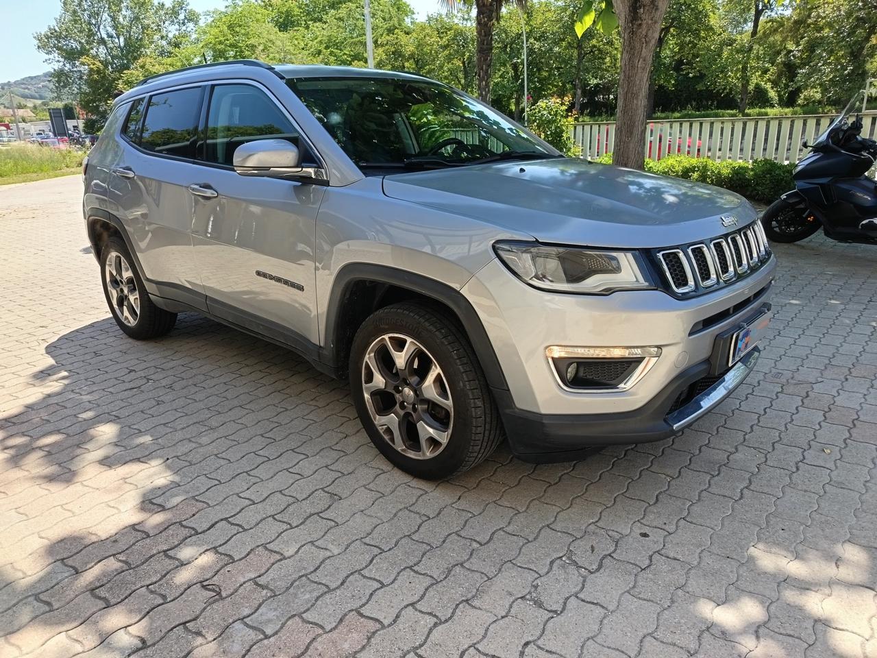 JEEP Compass 2.0 Mult. aut. 4WD Limited Iva Esp.