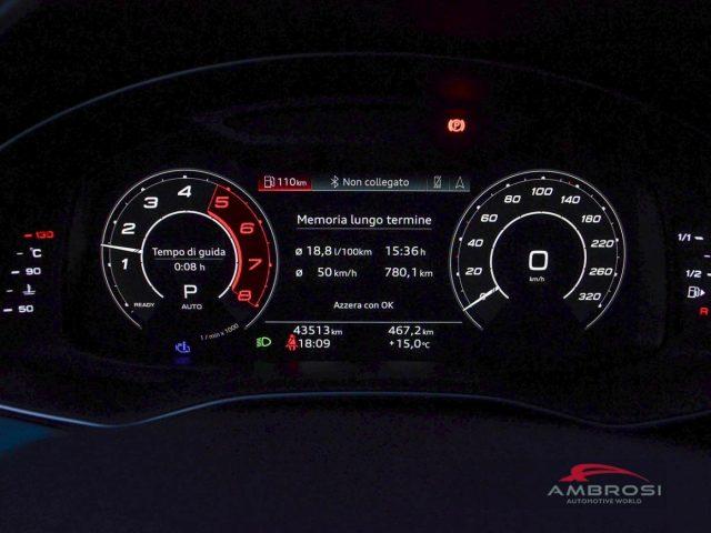 AUDI RS Q8 4.0 mhev 48V 600cv tiptronic