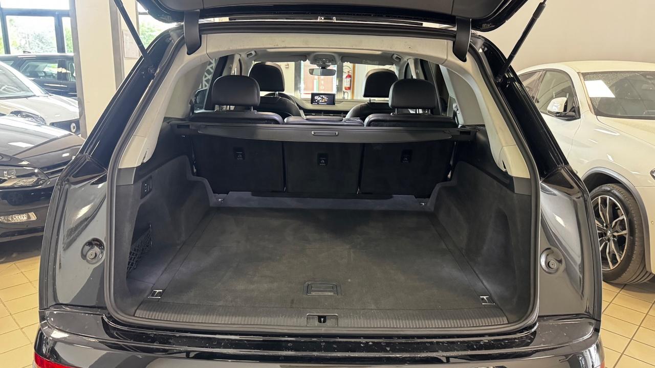 Audi Q7 3.0 TDI 218 CV ultra quattro tiptronic Business Plus