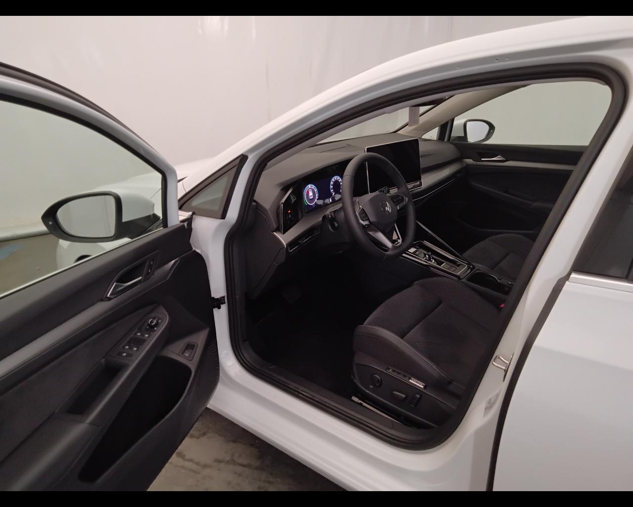 VOLKSWAGEN Golf VIII 2024 - Golf 1.5 tsi ehybrid Style 204cv dsg