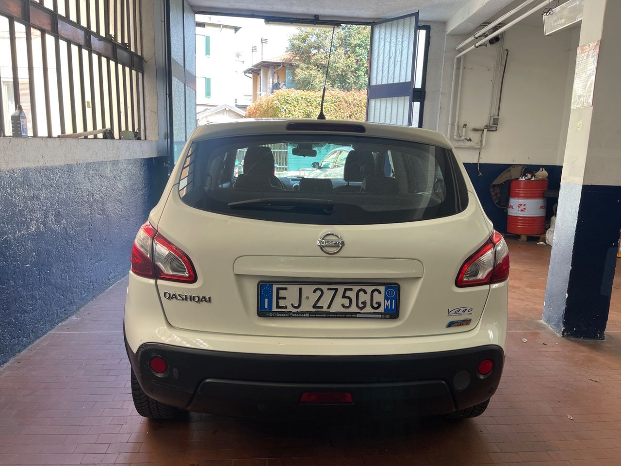 Nissan Qashqai 2011 photo 2