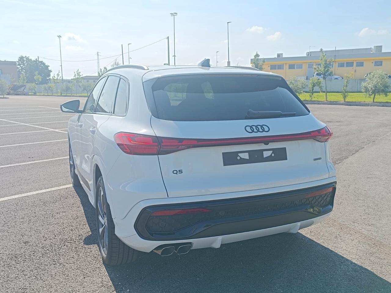Audi Q5 AUDI Q5 40 TDI QUATTRO STRONIC SLINE NUOVO