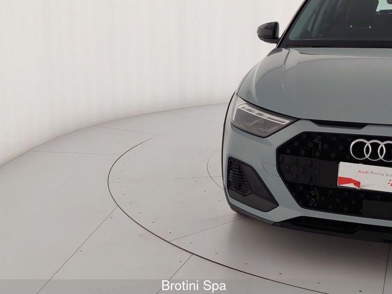 Audi A1 A1 allstreet 35 TFSI Identity Contrast