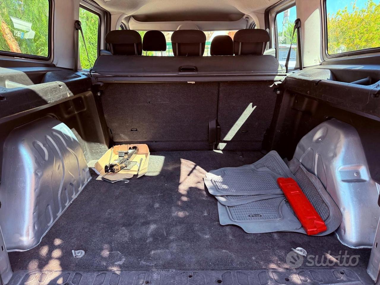 Fiat Doblo Dobl 1.6 MJT 105CV PL Combi Maxi N1 PR