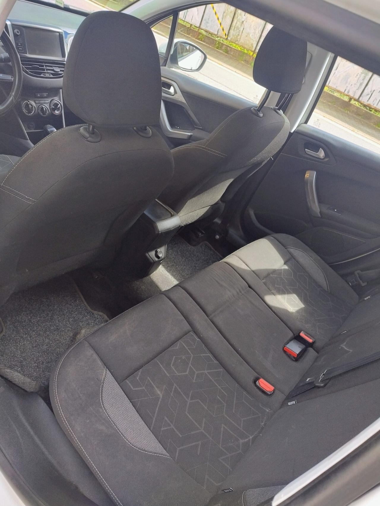 Peugeot 2008 BlueHDi 75 Access 95km euro6 UNICO PROP