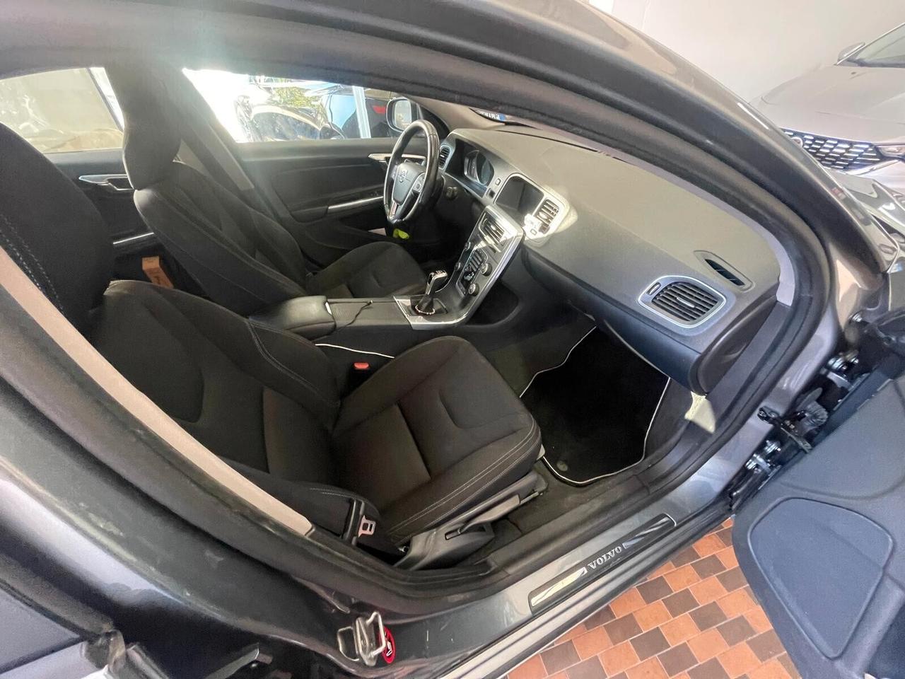 Volvo V60 D2 Summum