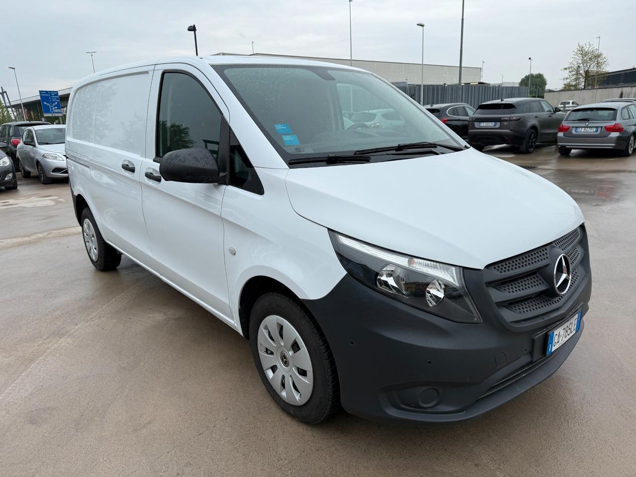 Mercedes-benz Vito 111 CDI 116 CV Furgone Compact
