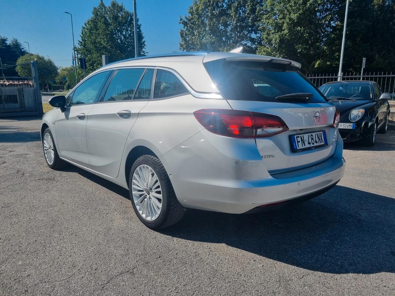 Opel Astra 1.6 CDTi 136CV aut. Sports Tourer Business
