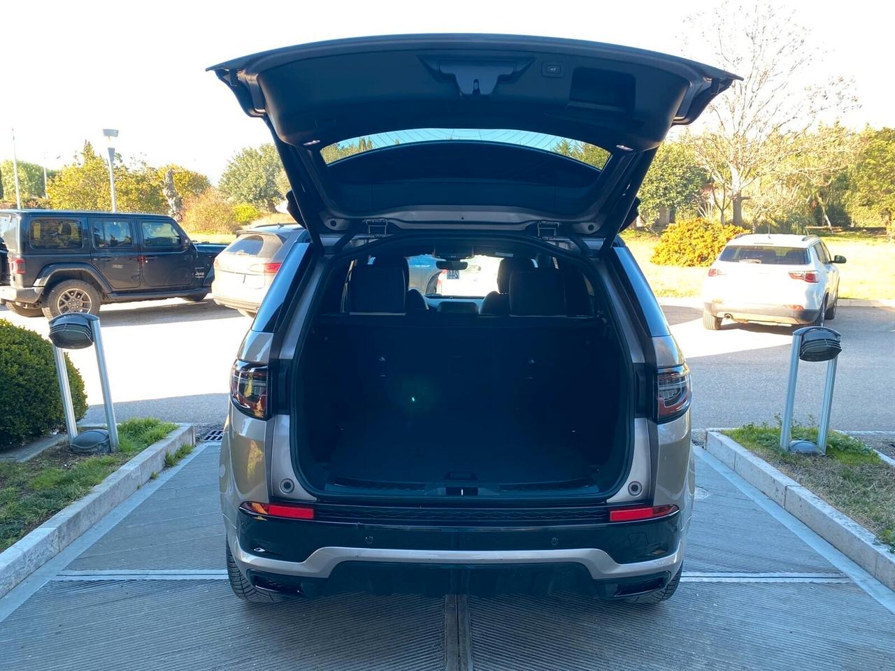 Land Rover Discovery Sport 2.0 TD4 204 CV AWD Auto R-Dynamic SE