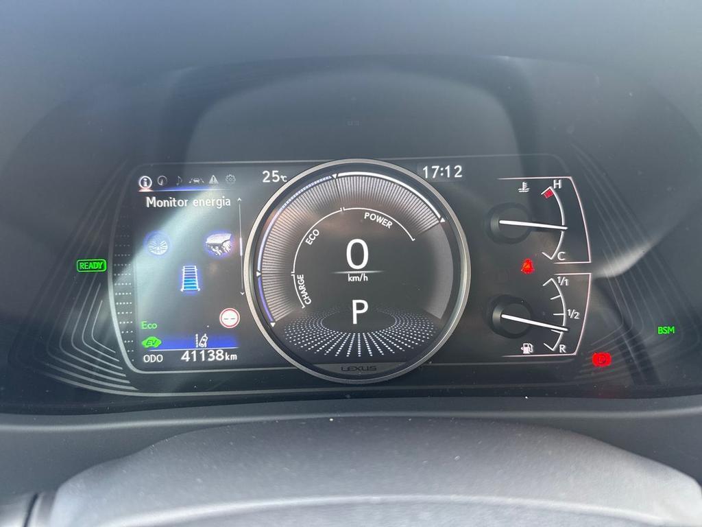 Lexus UX 250h Luxury 2wd cvt