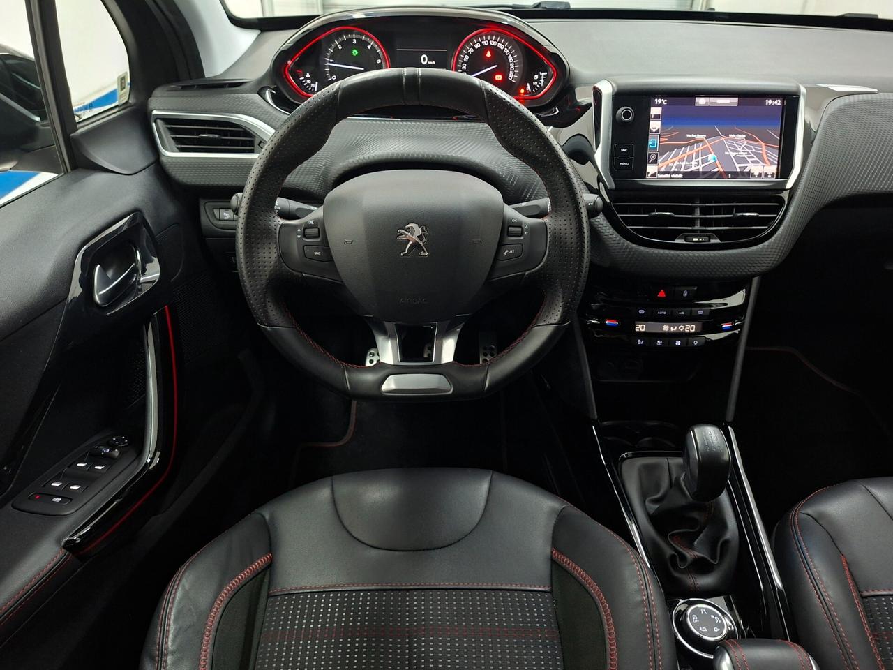 Peugeot 2008 1.6 BlueHDi 100cv GT Line