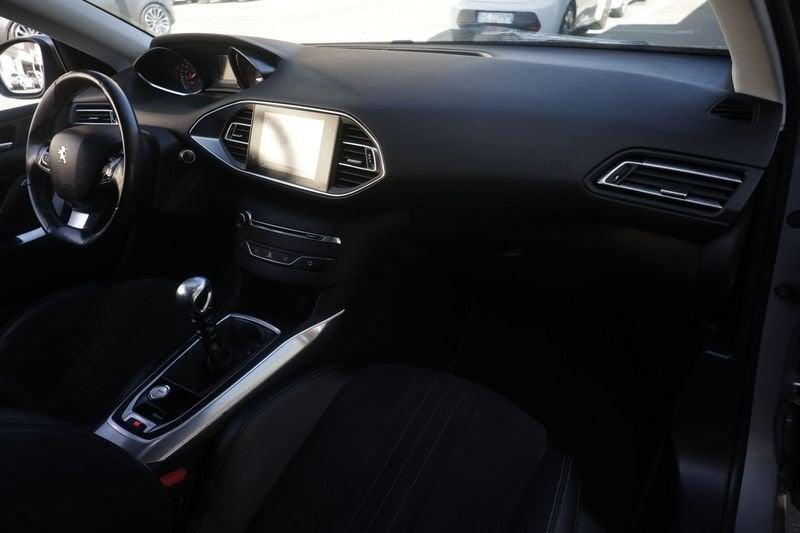 Peugeot 308 Peugeot 308 1.6 8V e-HDi 115cv Allure 85KW ANNO 2014