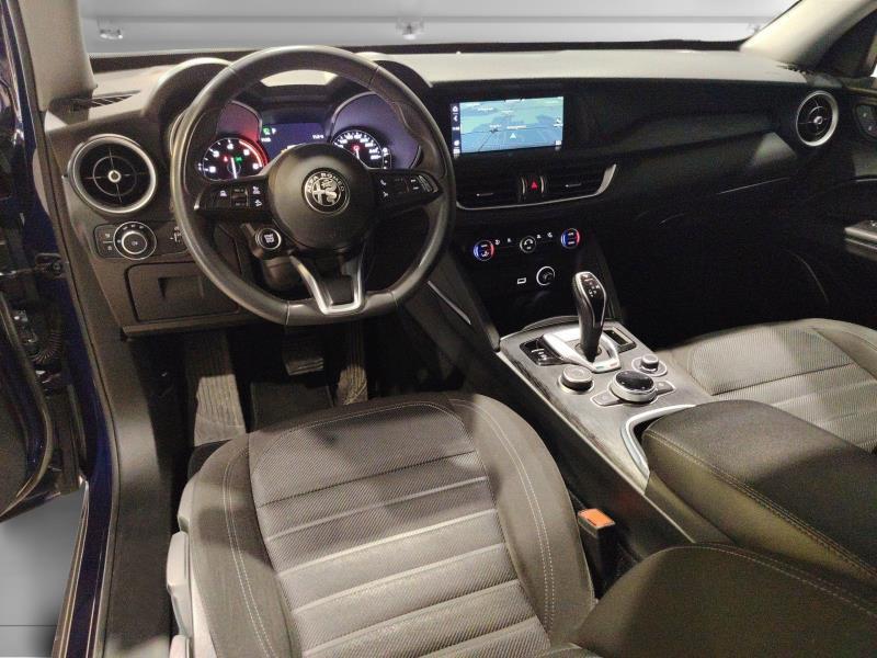 Alfa Romeo Stelvio 2.2 Turbo Business RWD AT8