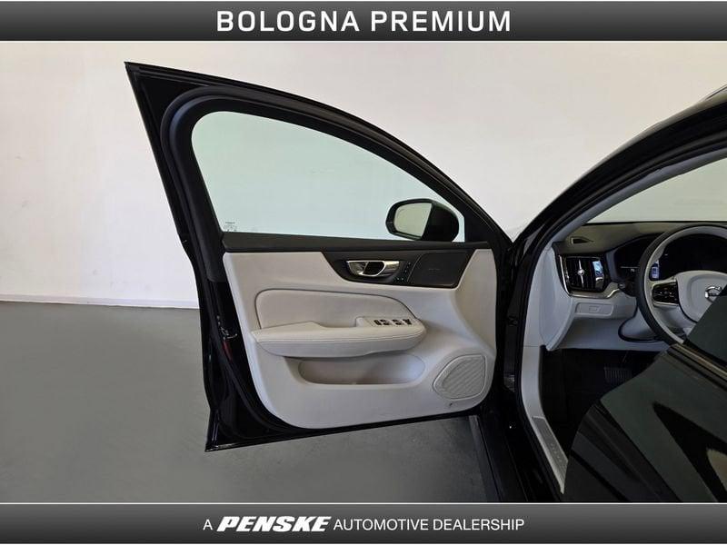 Volvo V60 Cross Country V60 Cross Country B5 AWD automatico Plus
