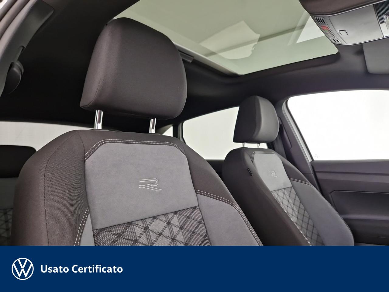 Volkswagen Taigo 1.0 tsi r-line 110cv