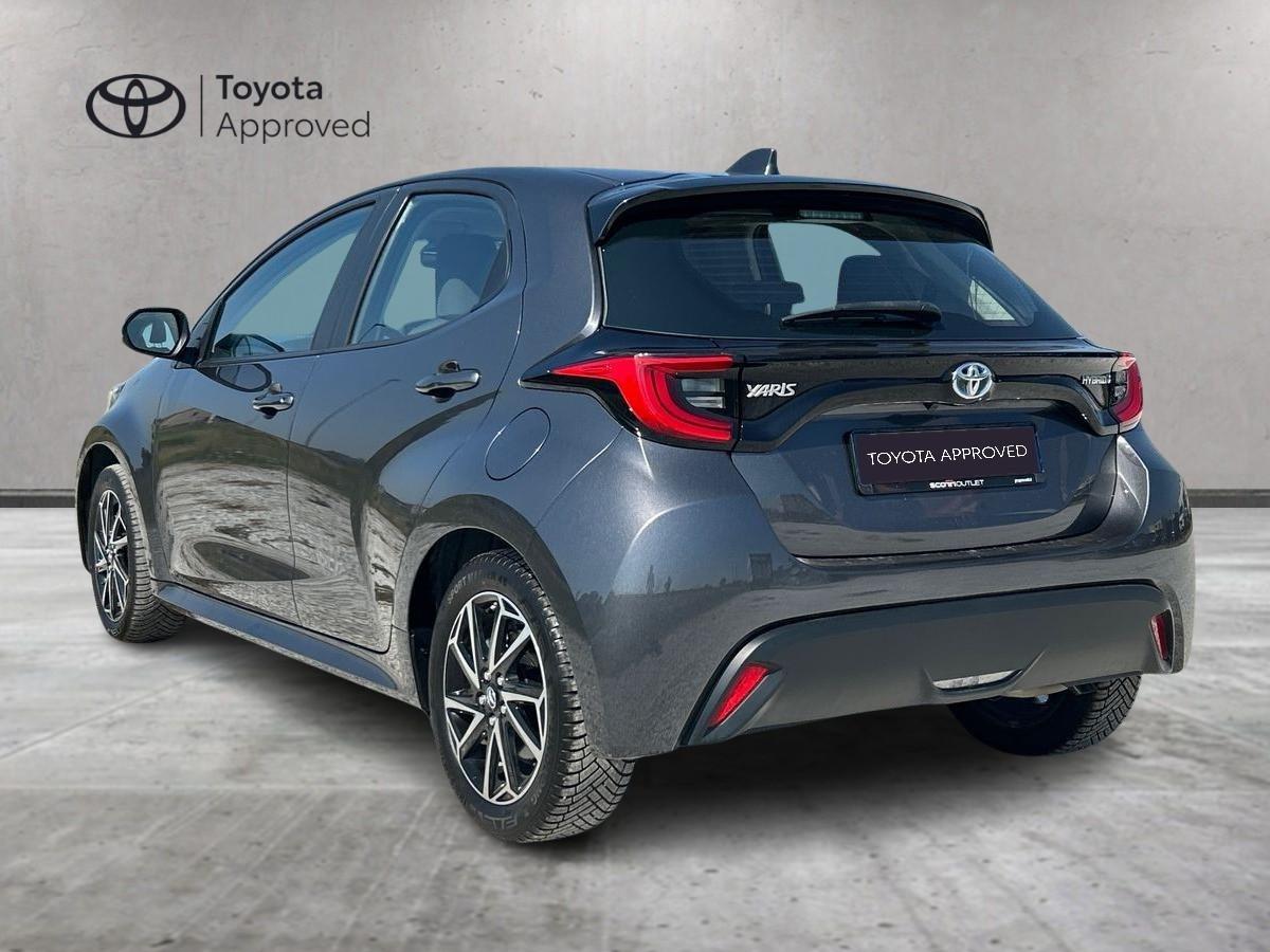 TOYOTA Yaris 4ª serie - Yaris 1.5 Hybrid 5 porte Trend