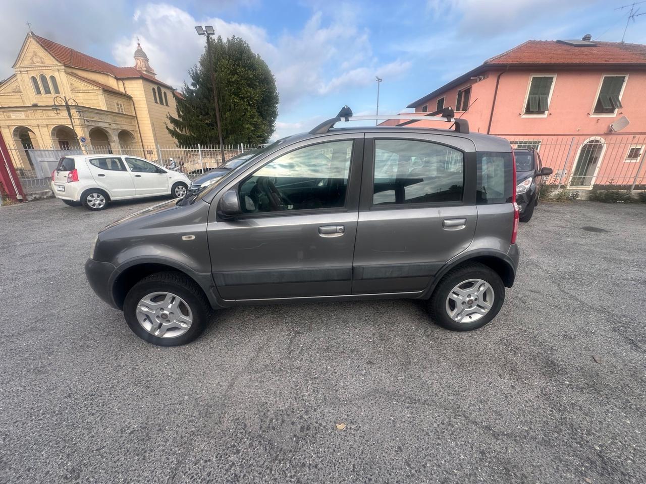 Fiat Panda 1.3 MJT 16V DPF 4x4 Climbing