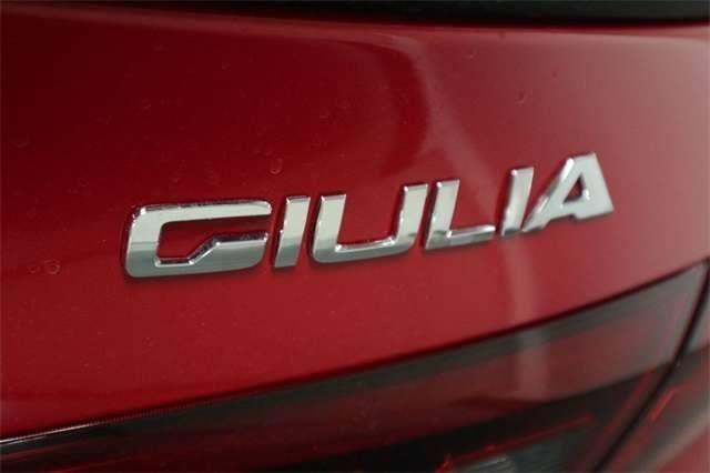 ALFA ROMEO Giulia 2.9 T V6 AT8 Quadrifoglio NOLEGGIO LUNGO TERMINE