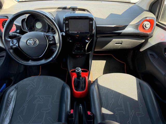 TOYOTA Aygo 1.0 VVT-i 72 CV 5 porte x-wave orange