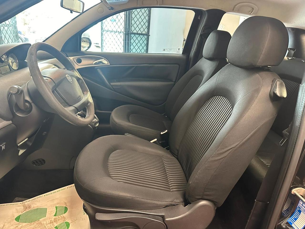 Lancia Ypsilon 1.4 Platino Ecochic GPL