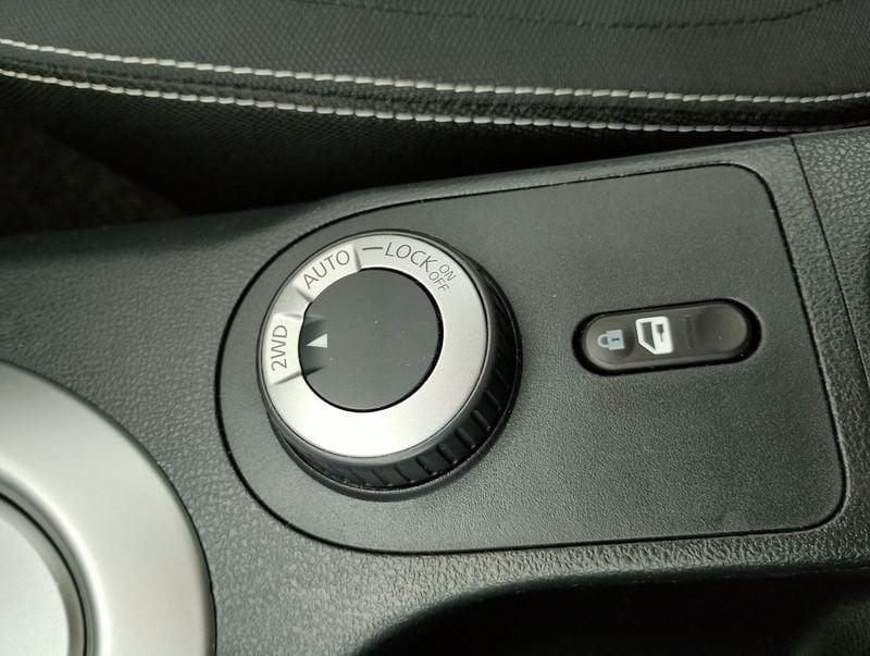 Nissan Qashqai 2.0 dCi Tekna DPF 4x4 AT