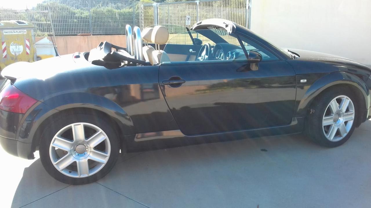 Audi TT Roadster 1.8 T 20V 190 CV cat