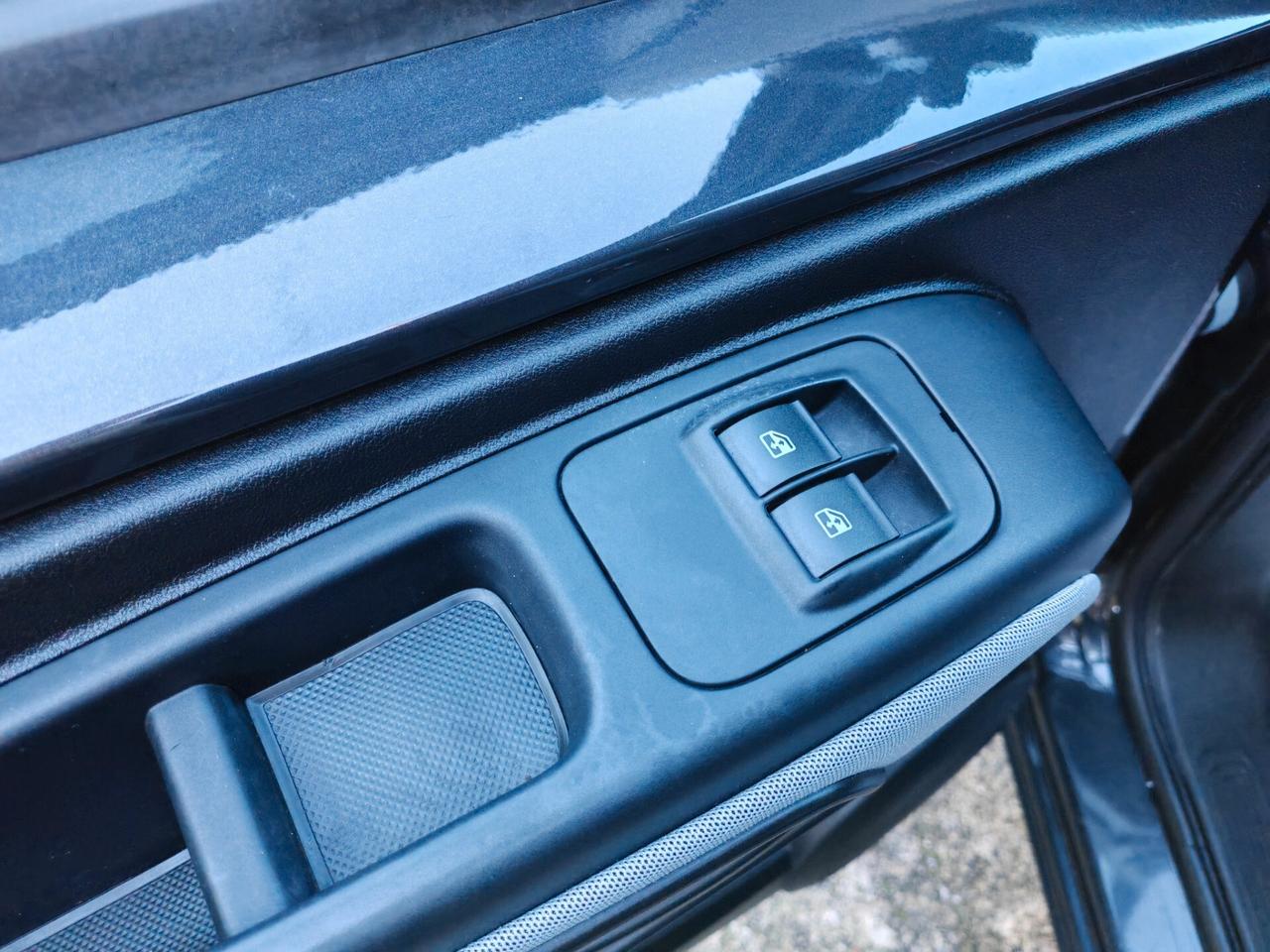 Fiat Qubo 1.3 diesel 06/2012 Cv75