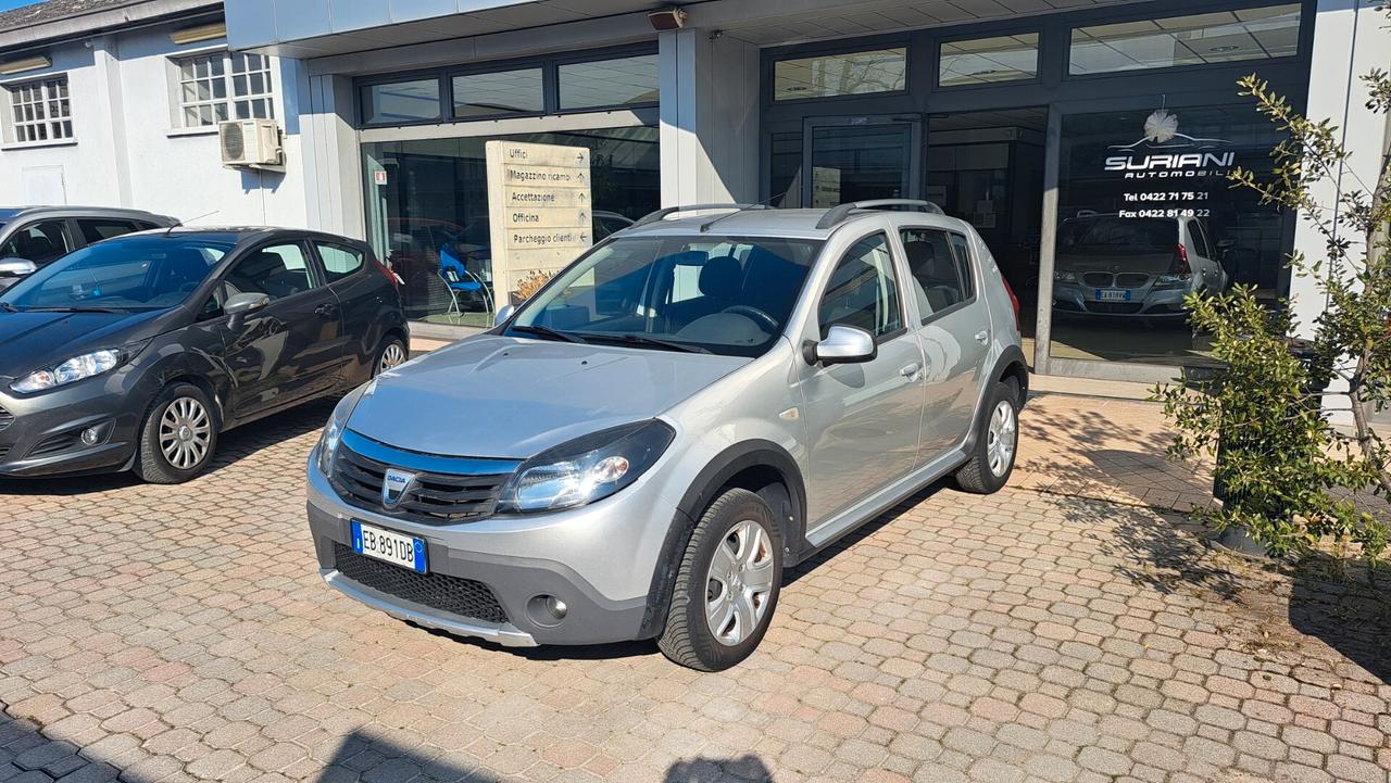 Dacia Sandero 1.2 16V Lauréate OK NEO PATENTATI