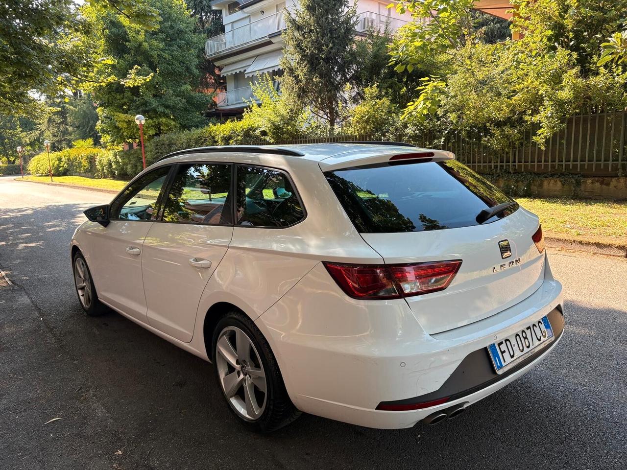 Seat Leon 2.0 TDI 150 CV DSG ST Business HIGH