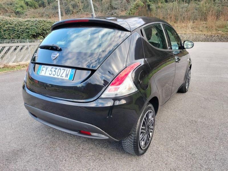 Lancia Ypsilon 1.2 69 CV 5 porte S&S Elefantino Blu