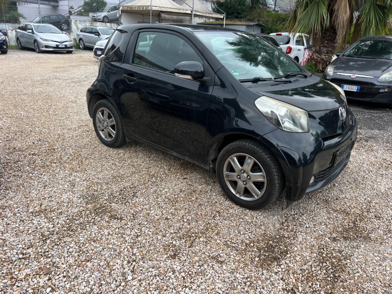 Toyota iQ 1.0 Sol