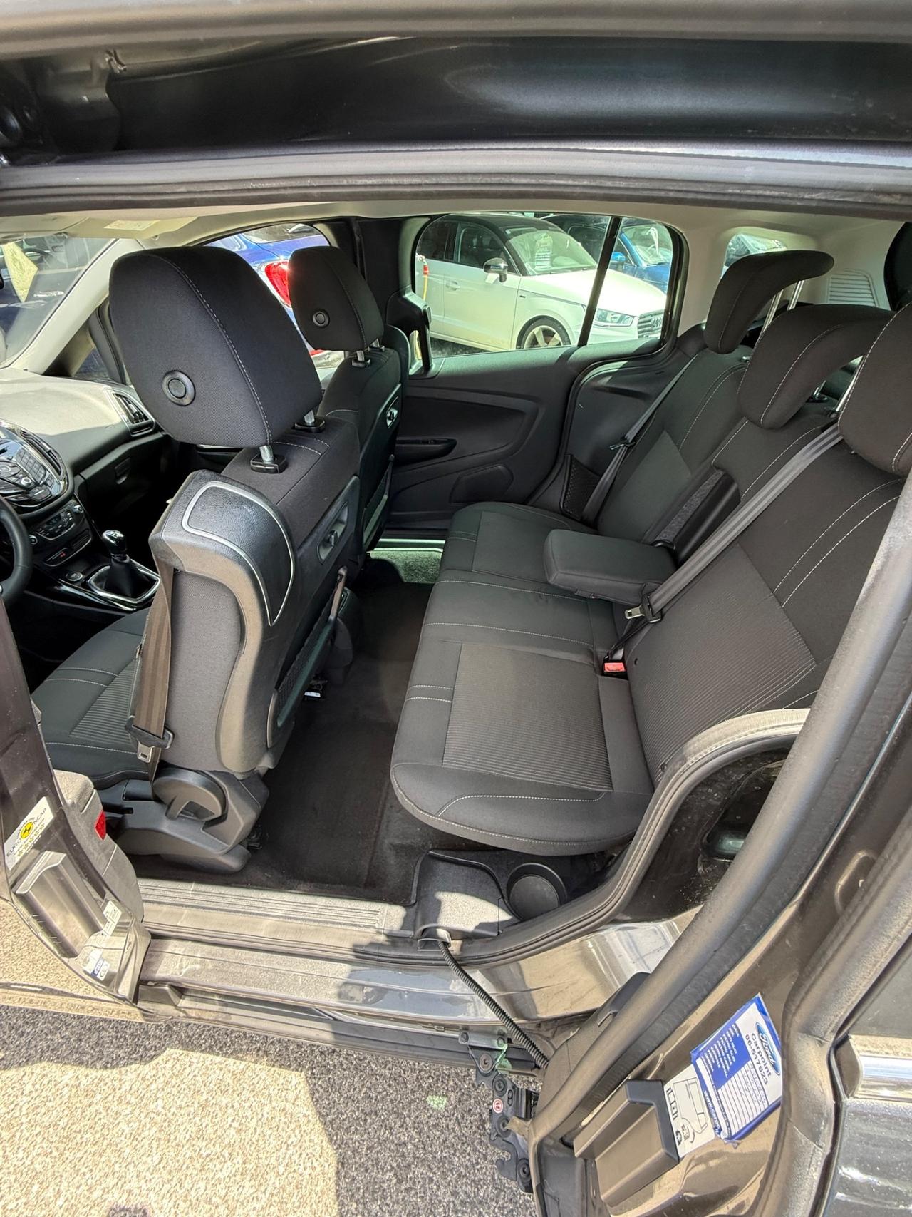 B-Max 1.5 TDCi 95 CV Business Titanium-unipro-rate