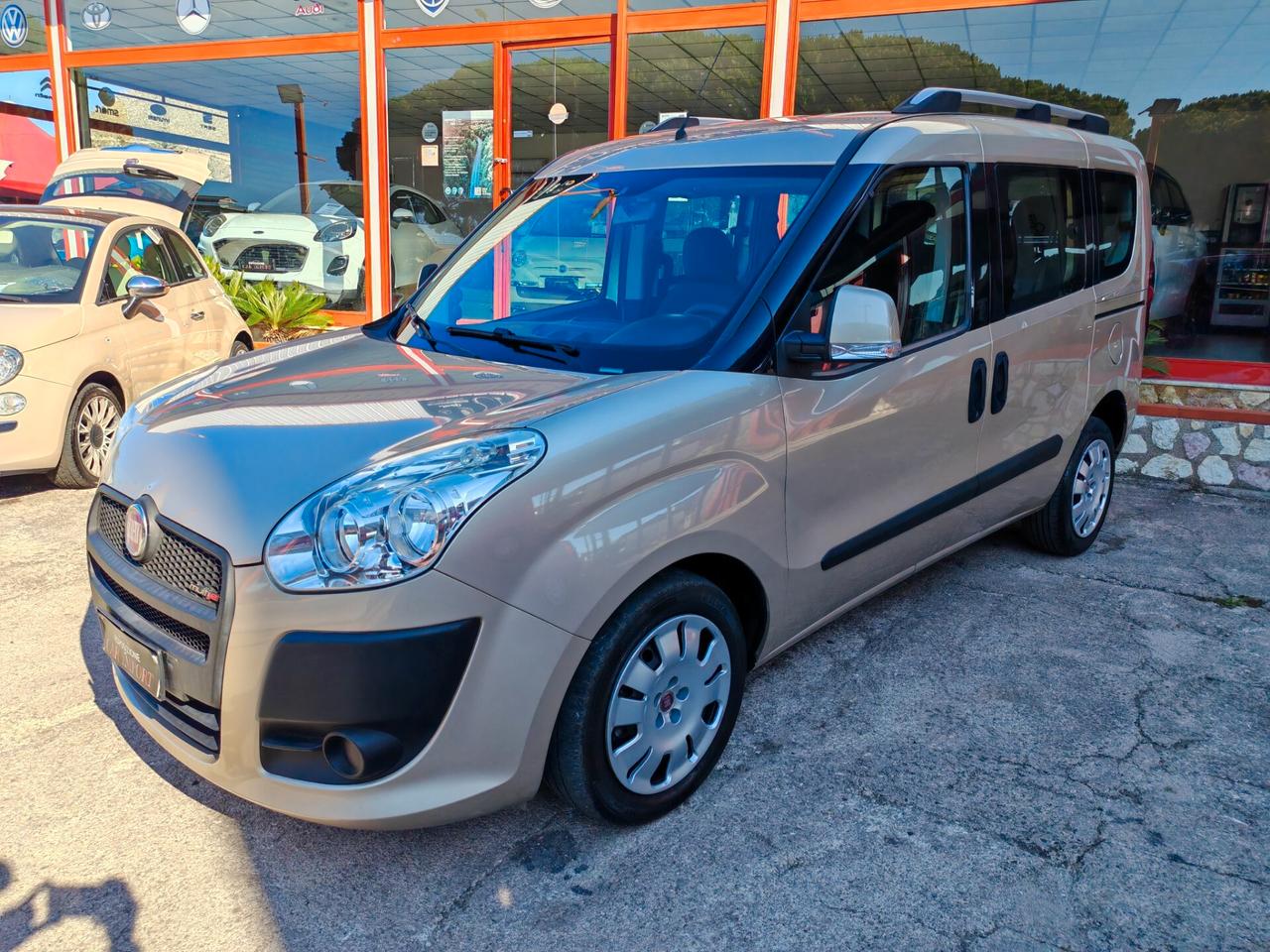 Fiat Dobló 1,6 diesel 10/2014 Cv90 POSTI 7