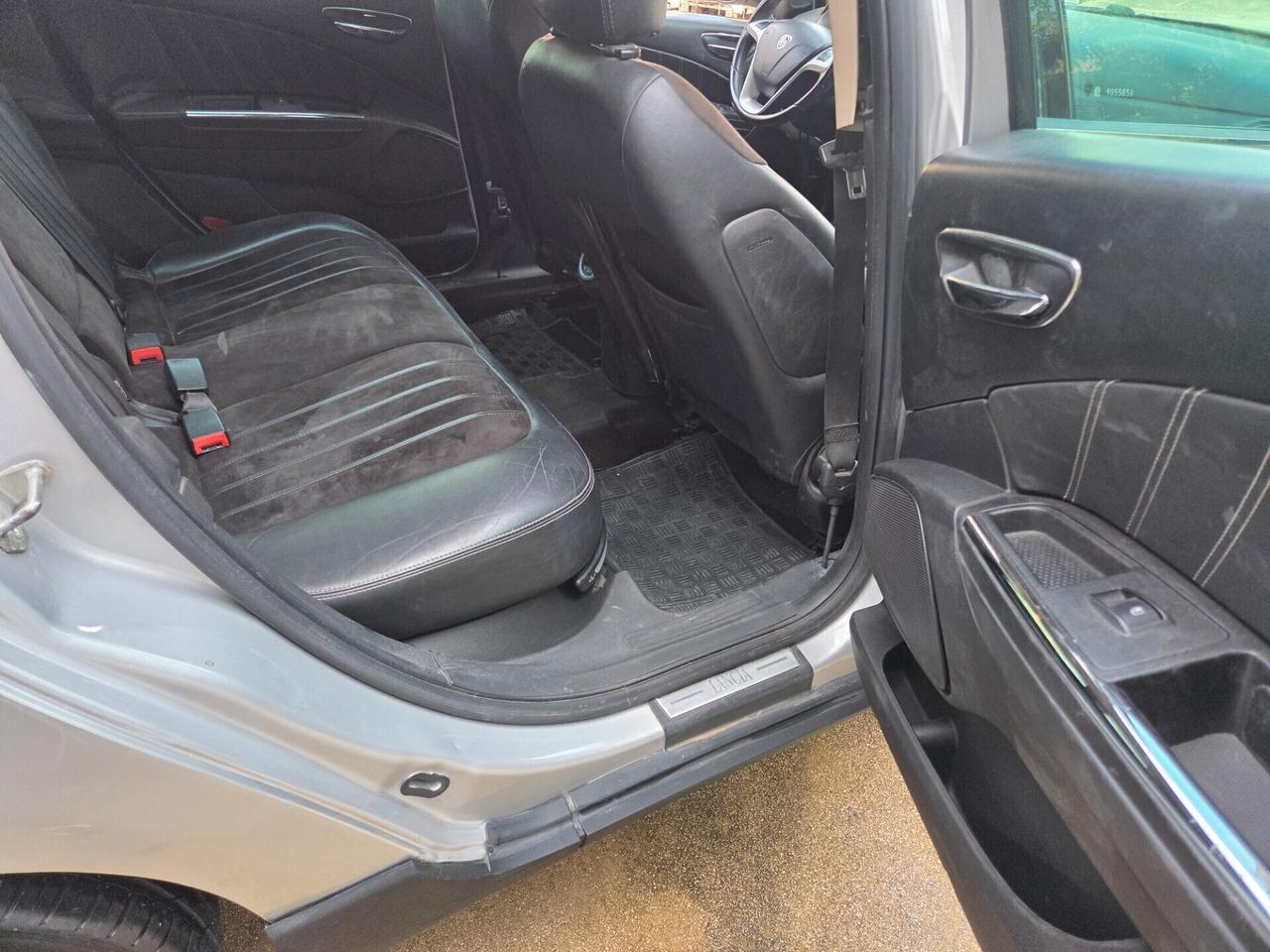 Lancia Delta 1.4 T-Jet 120 CV Platino Ecochic GPL