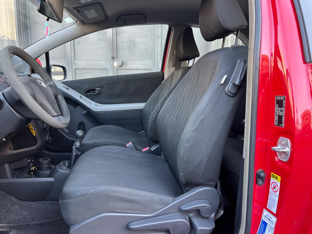 Toyota Yaris 1.0 Benzina Anno 2011
