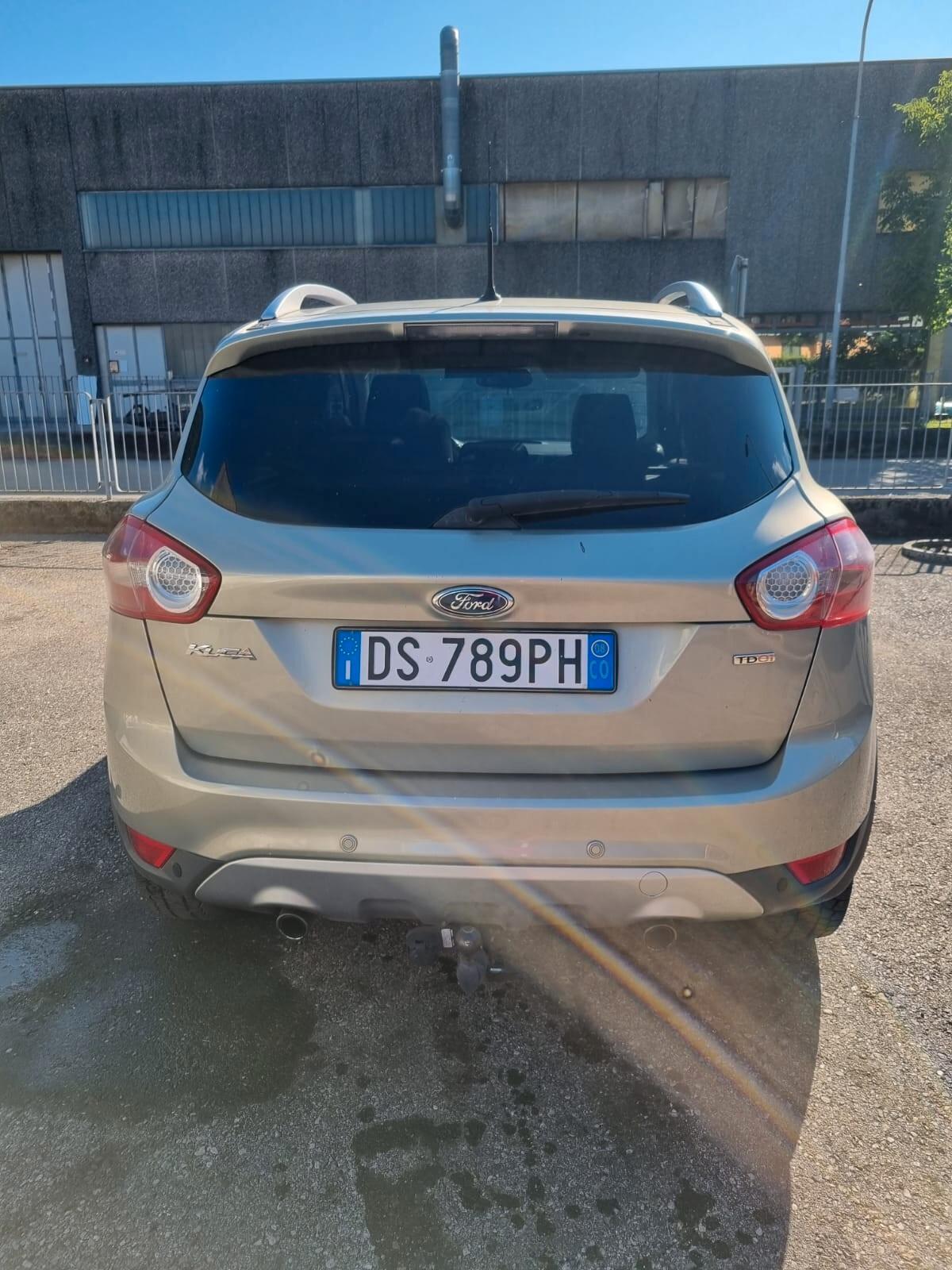 Ford Kuga Kuga+ 2.0 TDCi 136 CV 4WD DPF