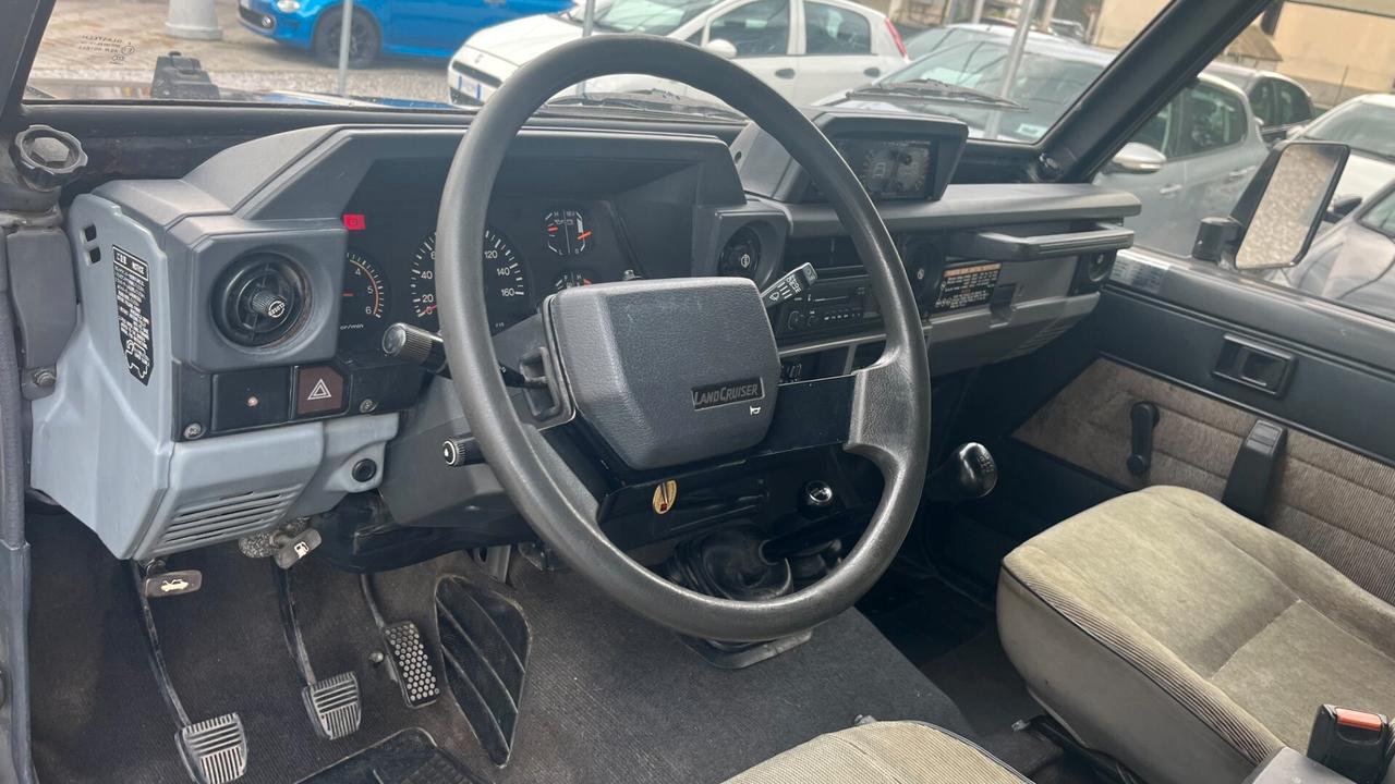 Toyota Land Cruiser II 2.5 turbodiesel Hard-top BJ73