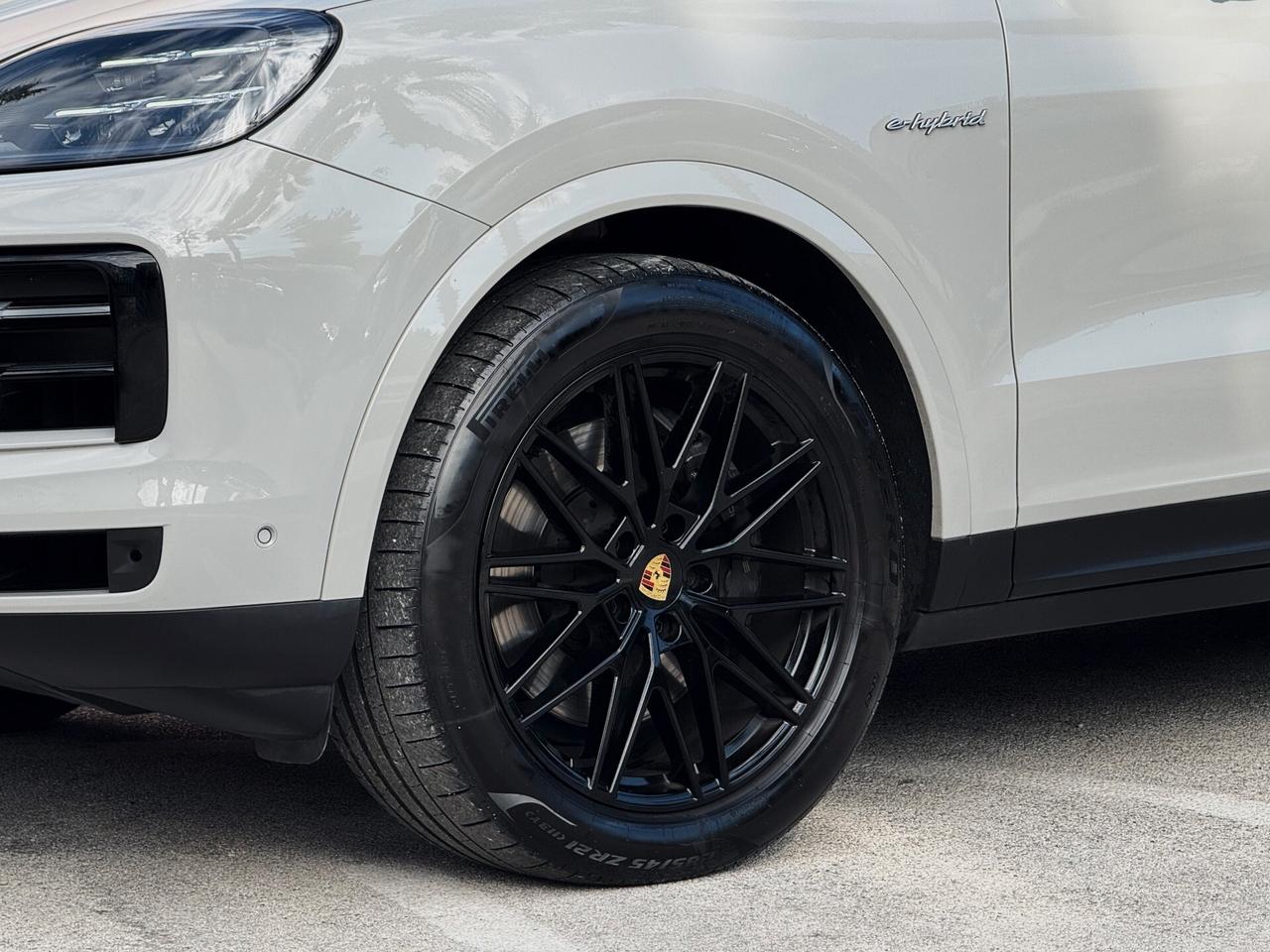Porsche Cayenne Coupe 3.0 E-hybrid TETTO TV DISPLAY