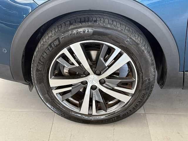 Peugeot 3008 1.2 PureTech 130 CV Allure