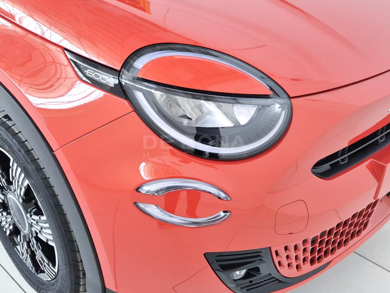 Fiat 600 1.2 hybrid 110cv auto