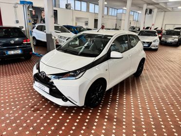 Toyota Aygo 1.0 VVT-i 69 CV 5 porte x-wave TSS - UNICO PROPRIETARIO