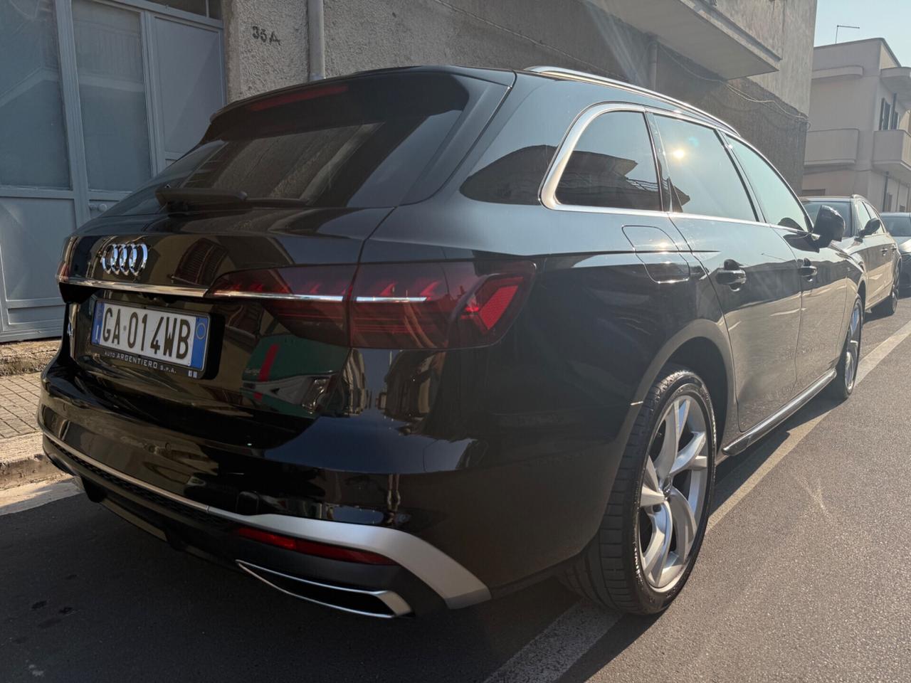 Audi A4 Avant 40 g-tron S tronic S line edition