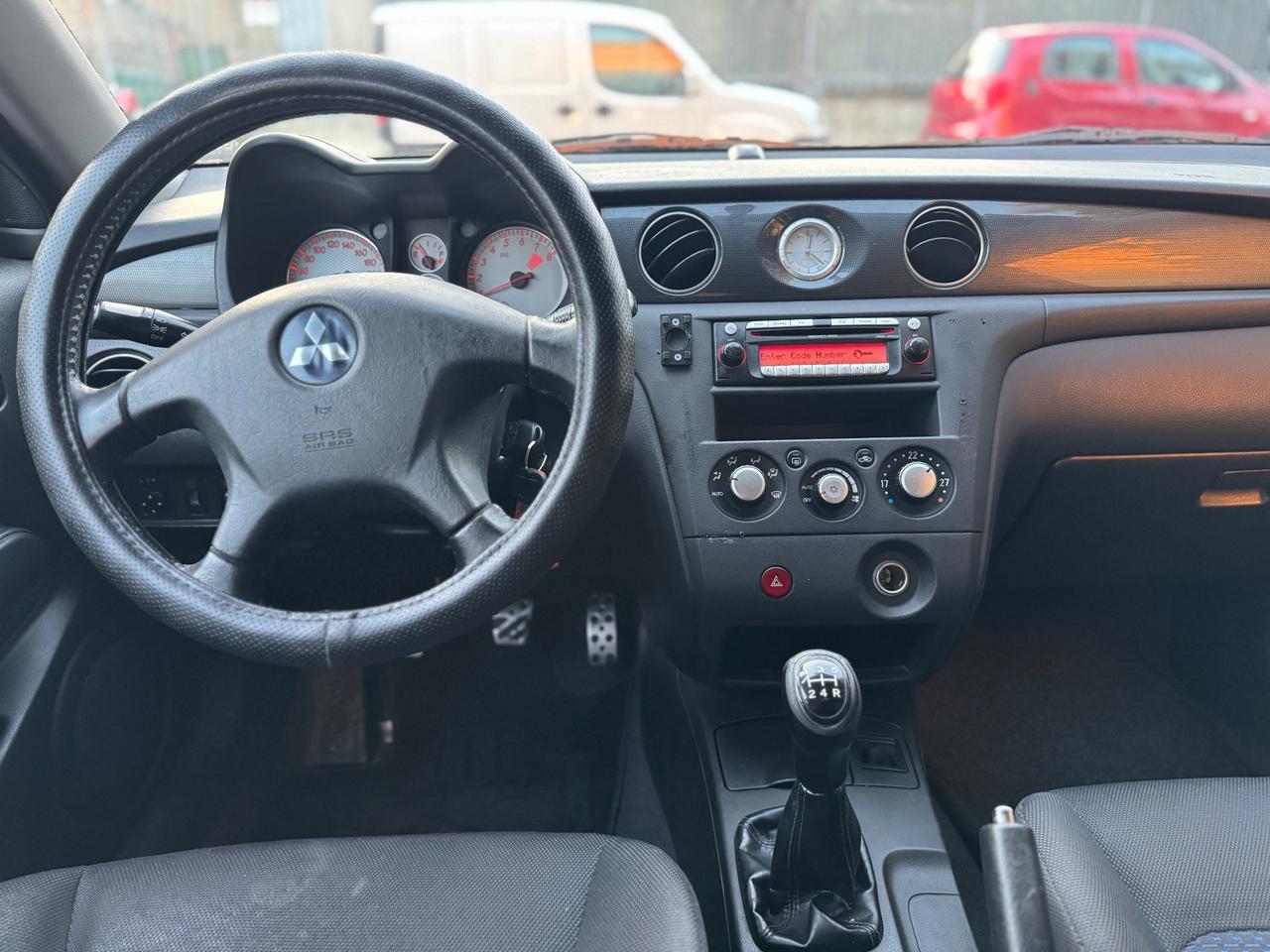 Mitsubishi Outlander 2.0i 16V 4WD